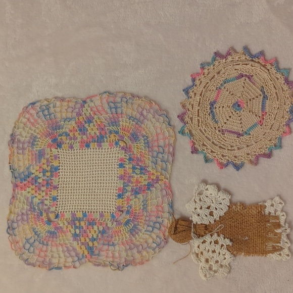 ✨3/$15✨ Crocheted Items - Picture 1 of 5
